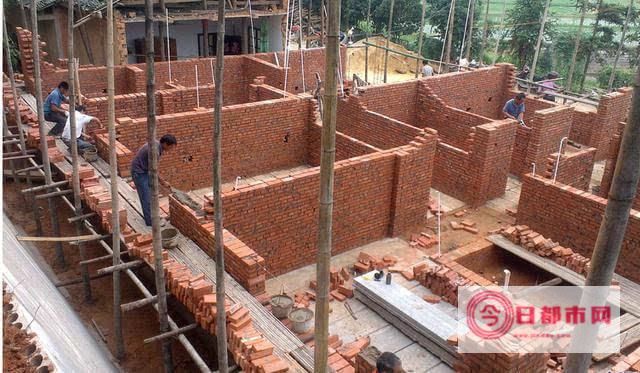 农村自建房需要办理房产证吗 (农村自建房需要什么手续才能建)