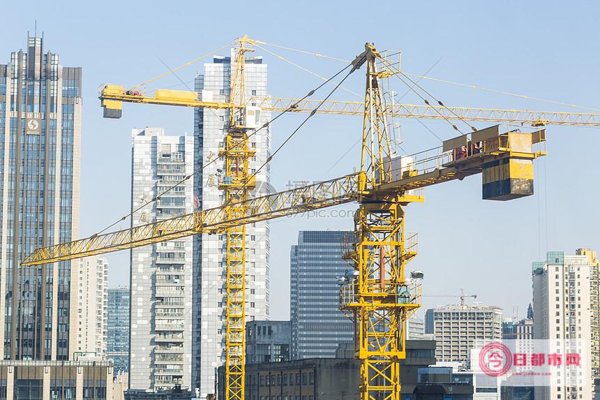 是什么时候建的 振风塔 振风塔 塔尖受损掉落 (是什么时候建造的)