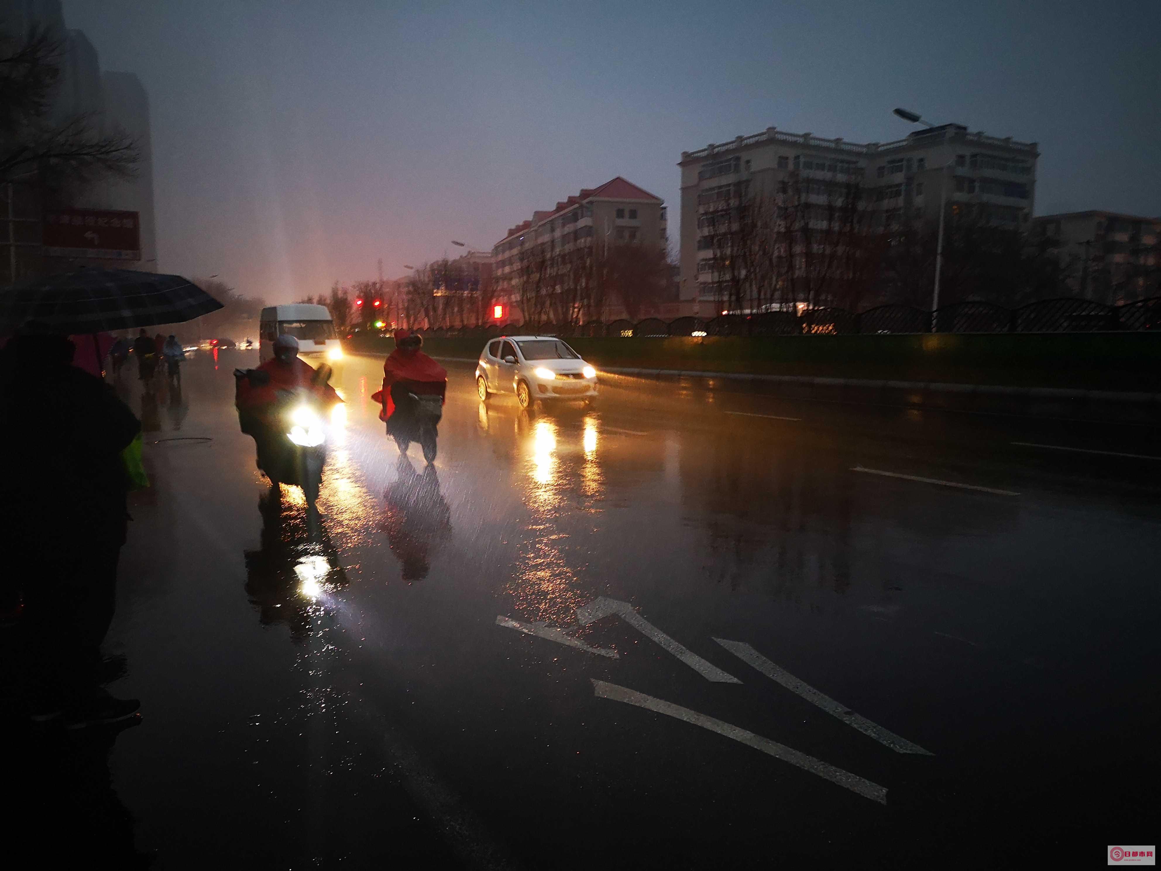 天津下雨了吗 天津下雨 (天津下雨了吗现在河东)